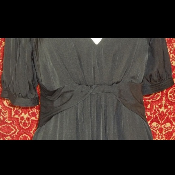 PETER NYGARD solid black silk blouse 8 - Picture 3 of 7